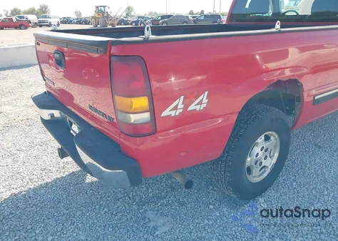 2000 Chevrolet Silverado 1500 Ls from USA, damaged, VIN 1GCEK14T5YE354010